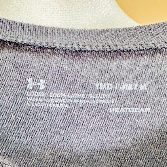 Under Armour “FREEDOM” Heat Gear T Shirt. Pink/Gray. Size Youth Medium - Picture 4 of 4